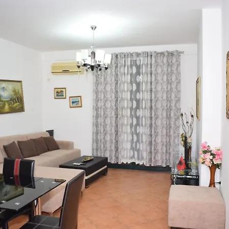 Keivin 1 アパート Vlorë